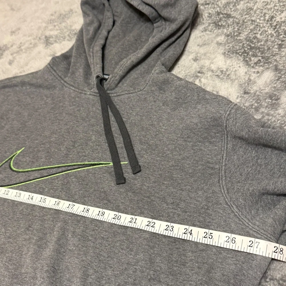 Nike Men's Gray Pullover Hoodie Neon Green Swoosh Logo Embroidered‎ Size XL